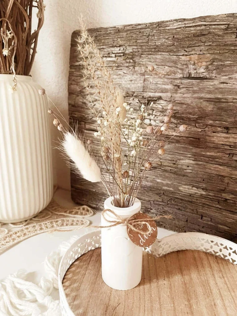 Trockenblumenvase mit Herz